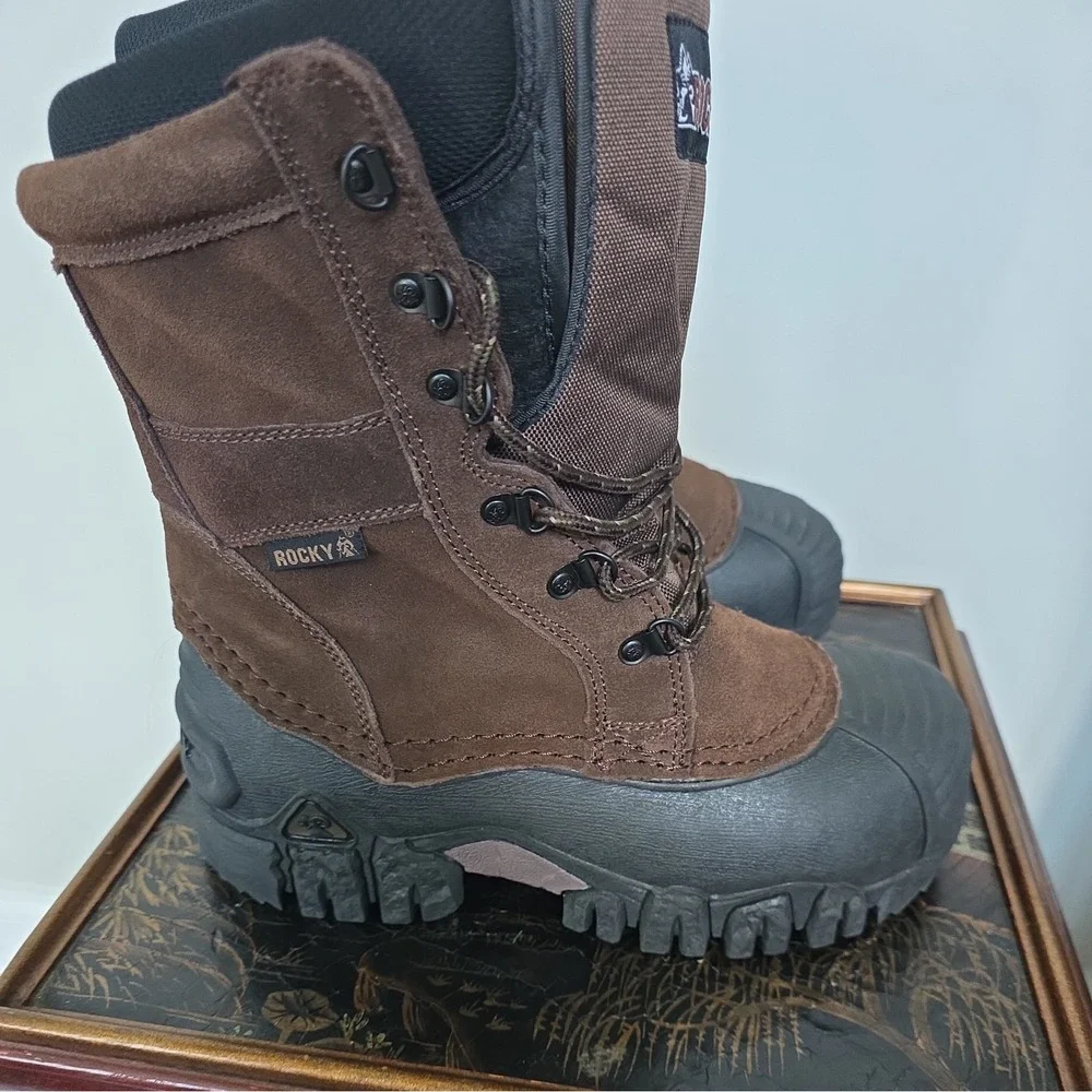 Rocky Men's Boots Size 8 Rocky Guaranteed Waterproof 600 Grams Thinsulate